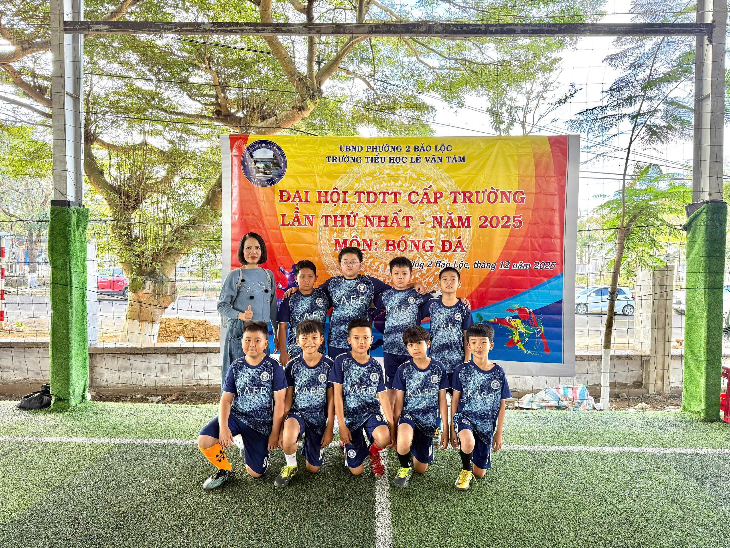 ⚽ BÓNG ĐÁ – ĐIỂM NHẤN SÔI NỔI TRONG ĐẠI HỘI THỂ DỤC THỂ THAO TRƯỜNG TIỂU HỌC LÊ VĂN TÁM ⚽