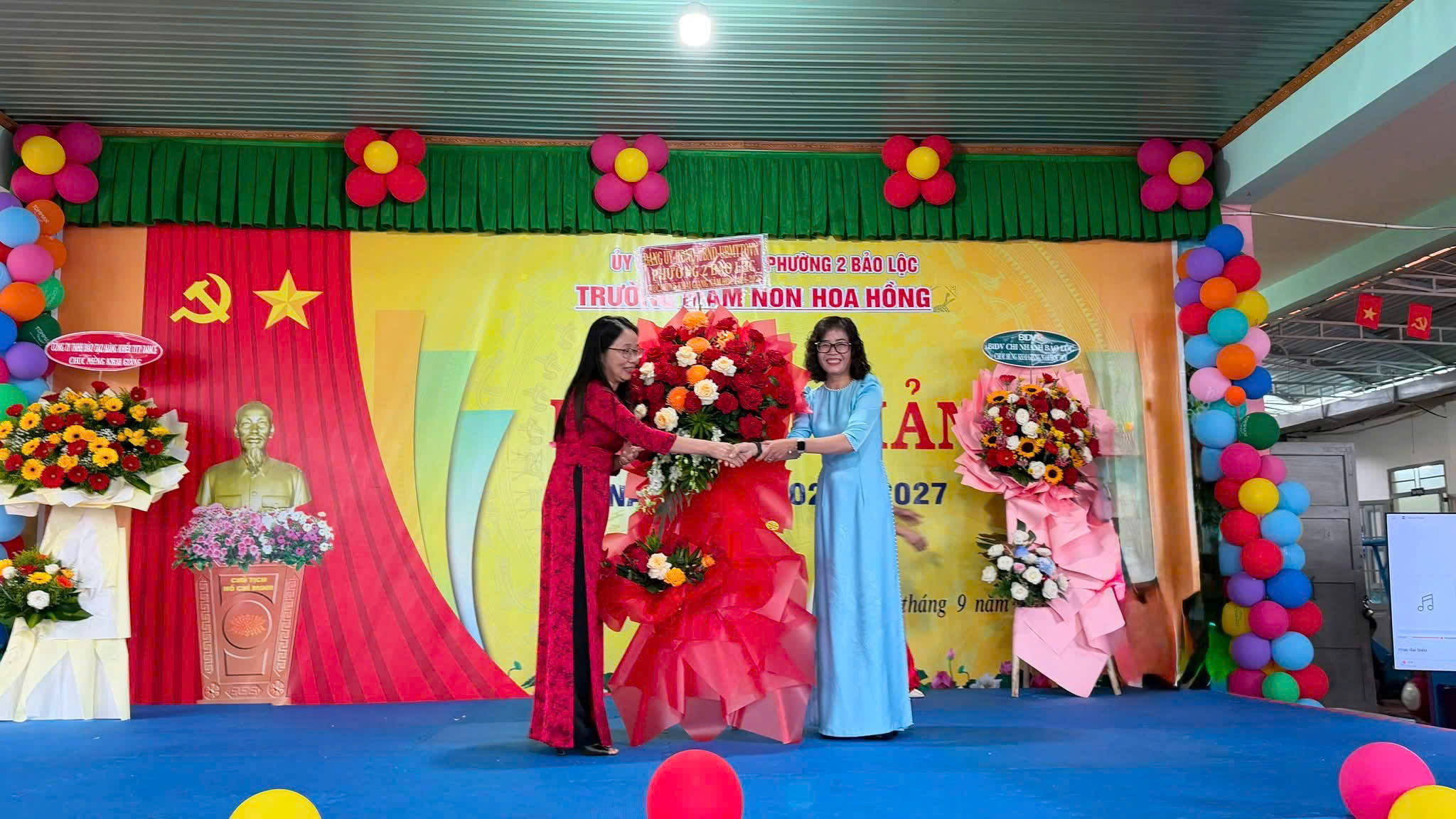 Hình ảnh lễ khai giảng của trường 
